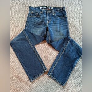 29x32 Denizen Levi’s skinny fit blue jeans EUC